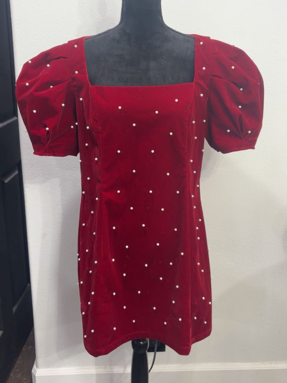 Pearl-Embellished Red Velvet Puff Sleeve Mini Dress